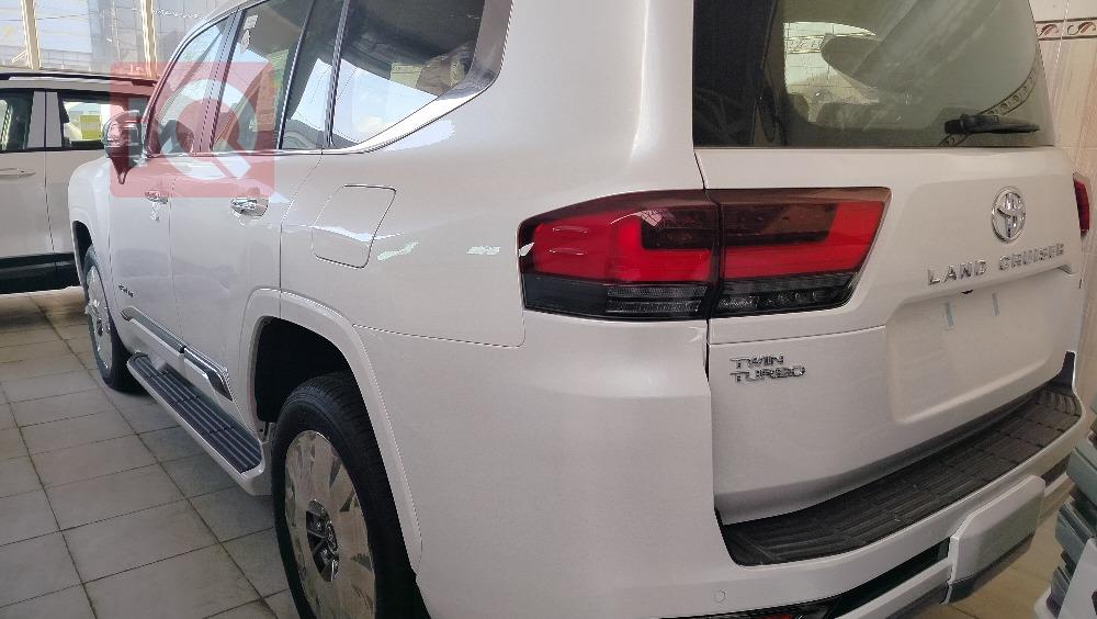 تويوتا لاندكروزر